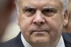 El fundador de FedEx admitió que recurrió al azar para sacar a flote su empresa. Foto: GETTY IMAGES