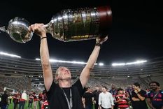 Flamengo despidió a Filipe Luis tras clasificar a la final del Campeonato Carioca.