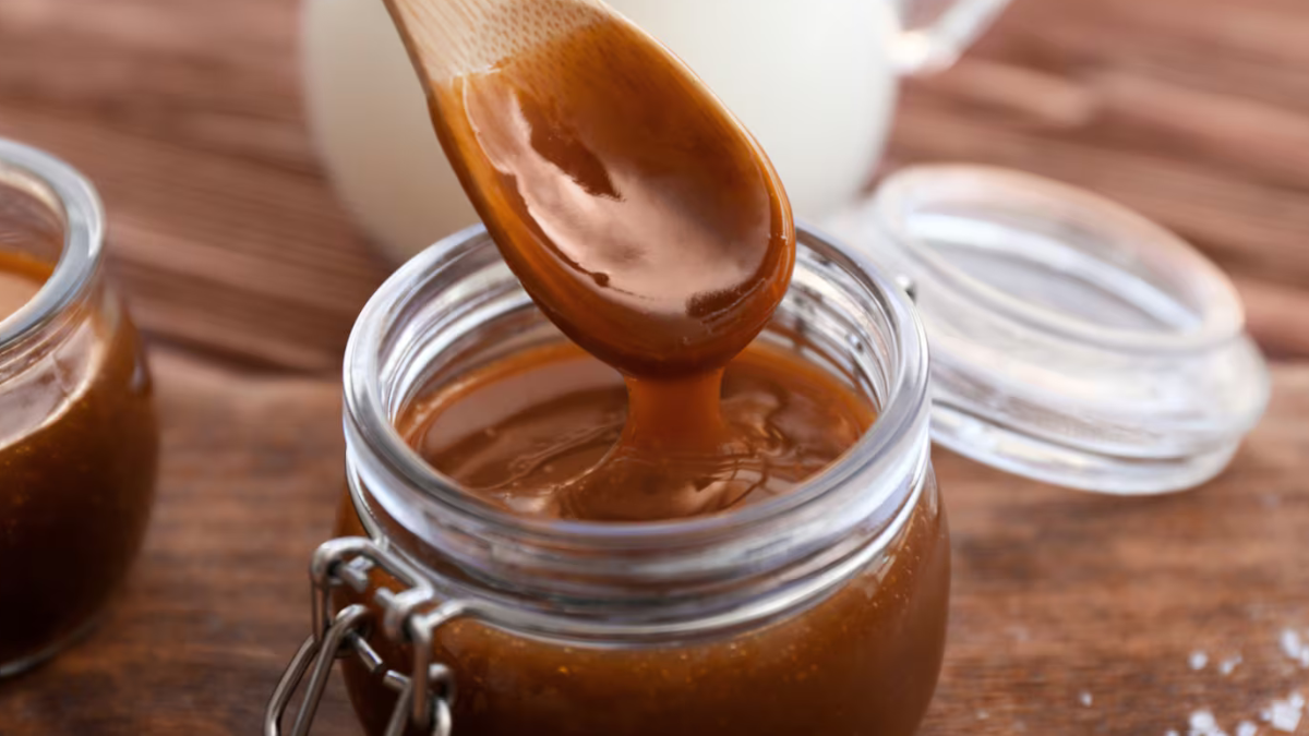 Prepará tu propio dulce de leche casero con esta receta paso paso