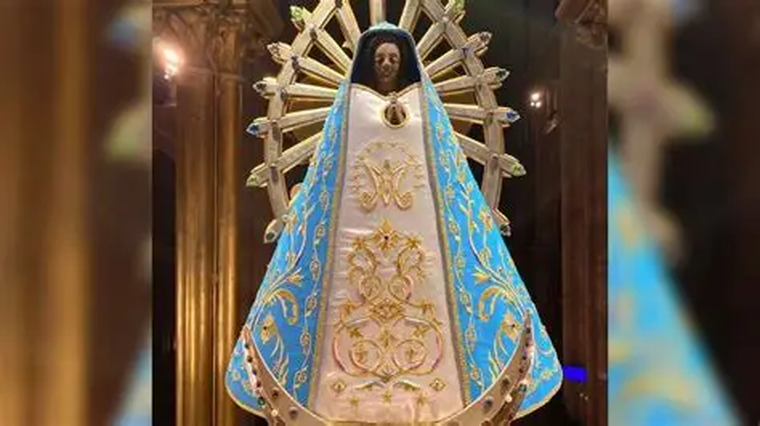 Virgen de Luján, patrona de Argentina.