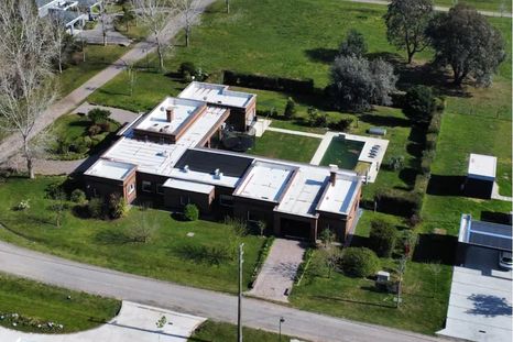 Propiedad de Martín Insaurralde y Jesica Cirio en fincas de San Vicente. Propiedad de Martín Insaurralde y Jesica Cirio en fincas de San Vicente.