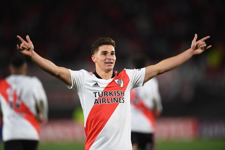 Julián Álvarez, con la camiseta de River. Foto: Télam