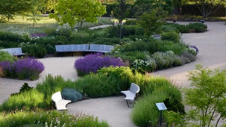 Una buena fórmula para tener un buen jardín terapéuco propio es que incluya tos 4&nbsp; &nbsp;elementos mencionados. Imagen: Jardín de Matt Keightley MSGD/ Foto Alister Thor
