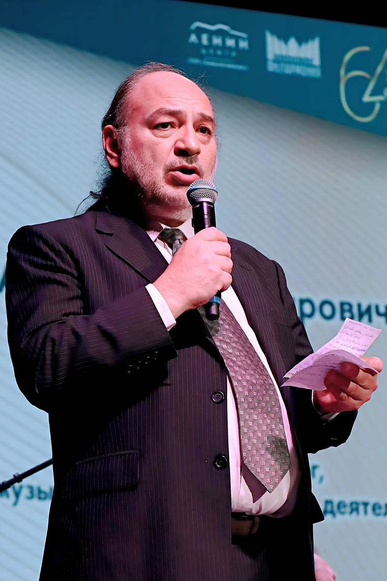 Diego Bosquet fue el bastión principal de la recuperación y puesta en valor de la obra de Abutkov. Diego Bosquet fue el bastión principal de la recuperación y puesta en valor de la obra de Abutkov.