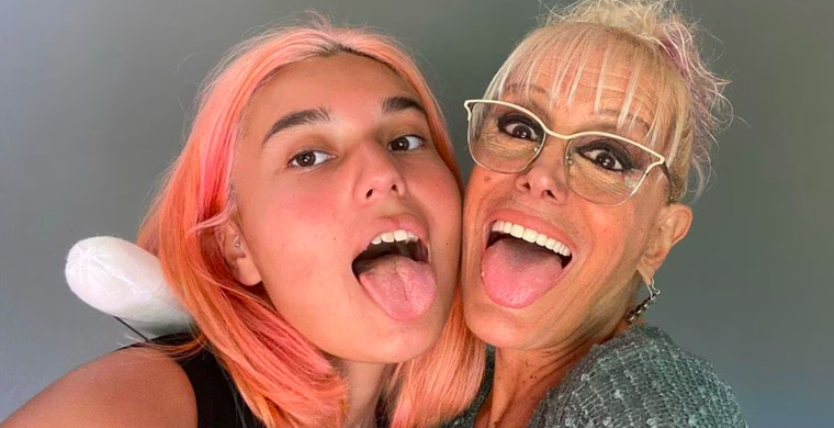 Valeria Lynch junto a Taís, hija de su ex Cau Bornes.