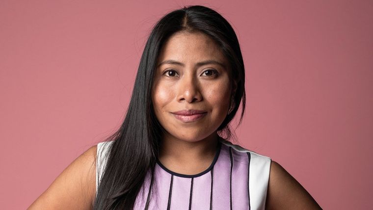 Foto: https://www.mexicoshow.mx/entretenimiento/yalitza-aparicio-portada-principal-harpers-bazaar-n1295
