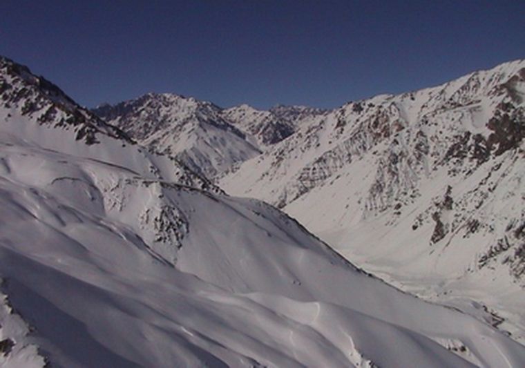 A las 17 cerrarán las pistas en el conocido centro de ski Los Penitentes. Foto: web
