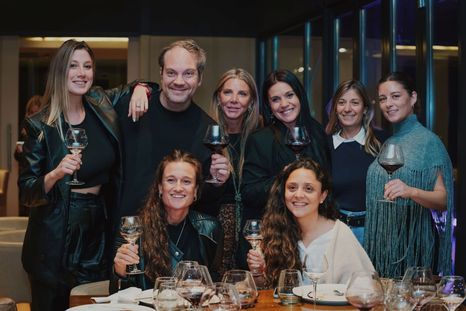 Ana Saldaña, Fede Croce, Julieta Aguerregaray, Marcela Terranova, Paula Crombas, Cinthia Consoli, Mariela Moreno y Sofia Ruiz Cavanagh. Foto: Gentileza