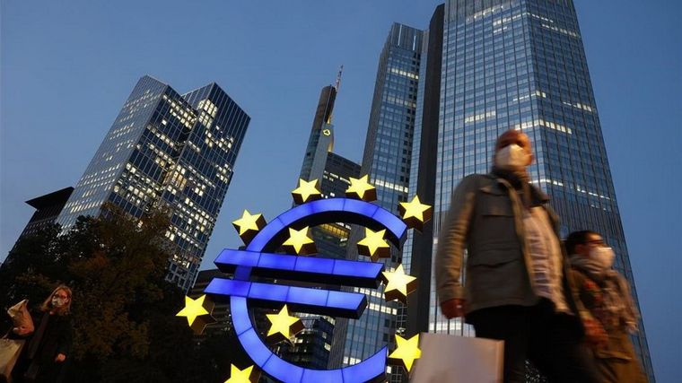 La Eurozona sigue soportando alta inflación. Foto: ElPeriódico.
