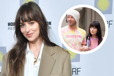 Dakota Johnson contó cómo hizo Chris Martin para sacarla de su depresión. Foto: GTRES