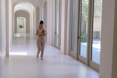 La casa minimalista de Kim Kardashian puede parecer deshabitada aún cuando hay 4 niños viviendo dentro. Foto: E! Entertainment Television