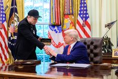 Elon Musk al despedirse de su cargo de Gobierno en un acto celebrado en la Casa Blanca. Foto: Archivo.
