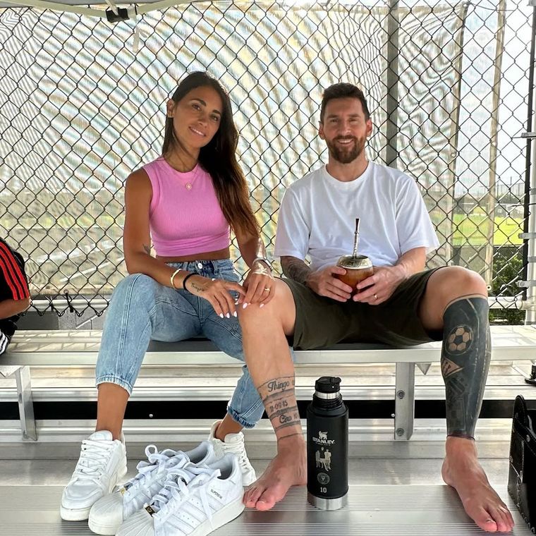 Lional Messi y su esposa Antonela comparten varios diseños de tatuajes. Lional Messi y su esposa Antonela comparten varios diseños de tatuajes.