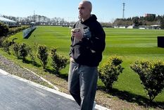 Santiago Silva contó que otro club grande -que no es River- estuvo cerca de sumarlo tras su paso por Boca. Santiago Silva contó que otro club grande -que no es River- estuvo cerca de sumarlo tras su paso por Boca.