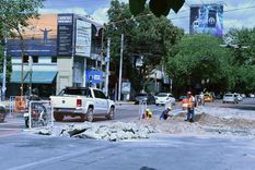 El corte efectuado en el corazón del centro mendocino damnifica a automovilistas y trabajadores Foto: ALF PONCE MERCADO / MDZ