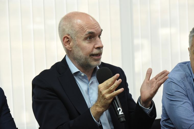 El precandidato a Presidente por JxC, Horacio Rodríguez Larreta, en plena carrera electoral. Foto: Maximiliano Ríos/MDZ