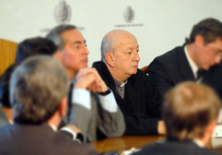 El cura Aldo Godino fue uno de los invitados por Jaque. Foto: Marcelo Ruiz/ MDZ