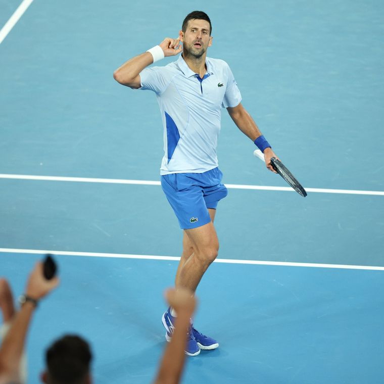 Novak Djokovic sigue avanzando en Australia. Foto: Twitter @DjokerNole