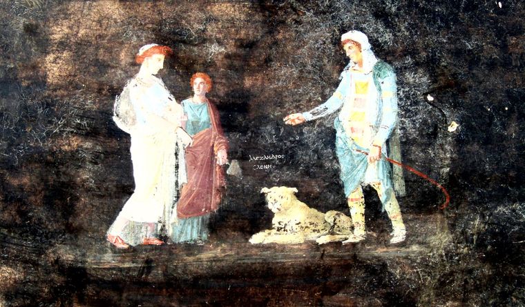 Frescos con inscripciones sobre la Guerra de Troya encontrados en el Salón Negro de Pompeya. Foto: Efe.
