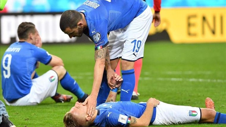 La Selección italiana quedó afuera de un Mundial por segunda vez consecutiva, tras perder en las semifinales del Repechaje europeo ante Macedonia del Norte.