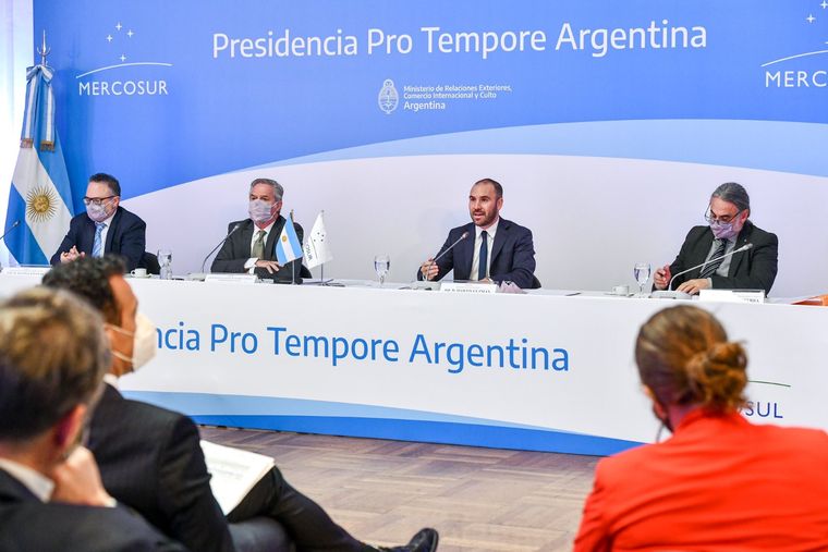 Foto: Twitter: (Martin_M_Guzman)