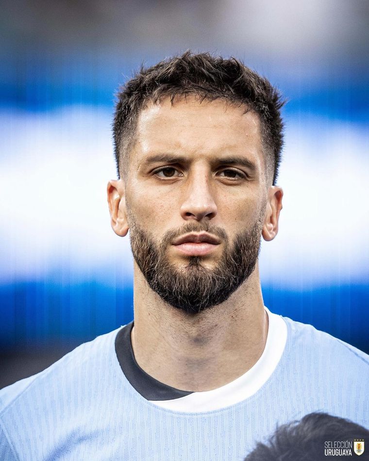 Rodrigo Bentancur podría sufrir una dura sanción. Foto: @aufoficial