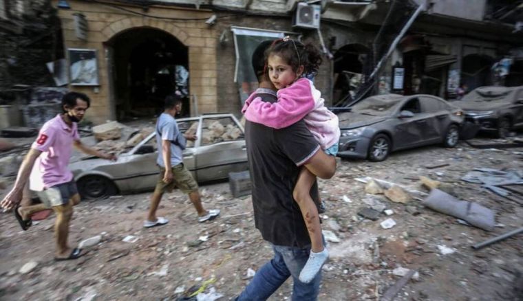 Líbano no deja de ser atacado por Israel y mueres cientos de niñas y niños. Foto Dpa