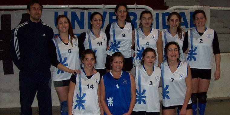 Las chicas de la UTN a un paso del ascenso.