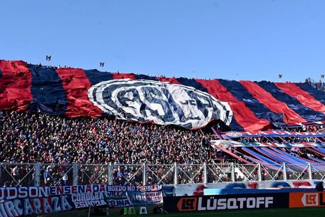 San Lorenzo y una crisis interminable. Una agrupación denunció al Gobierno de la Ciudad por estado de abandono. San Lorenzo y una crisis interminable. Una agrupación denunció al Gobierno de la Ciudad por estado de abandono.