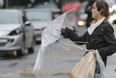 Advierten por tormentas, lluvias y calor para localidades de siete provincias este martes Foto: NA