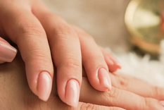 Con el uso de este fortalecedor tendrás uñas fuertes y saludables. Foto: Prensa libre (de Guatemala) - https://www.prensalibre.com/wp-content/uploads/2021/03/Como-fortalecer-las-unas-y-evitar-que-sean-quebradizas-2.jpg?quality=52