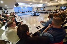 El PJ finalizó su encuentro y organiza la resistencia de Cristina Fernández de Kirchner. El PJ finalizó su encuentro y organiza la resistencia de Cristina Fernández de Kirchner.