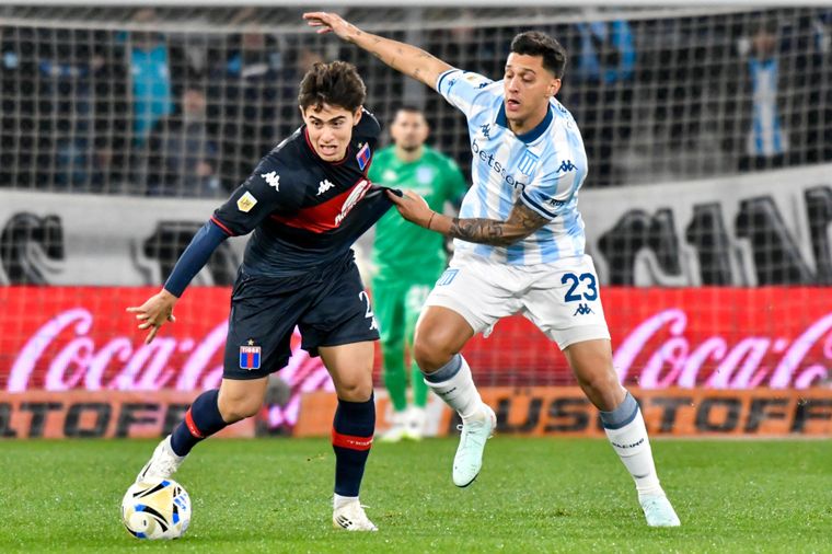 Racing perdi&oacute; 2-1 ante Tigre en el Cilindro de Avellaneda.