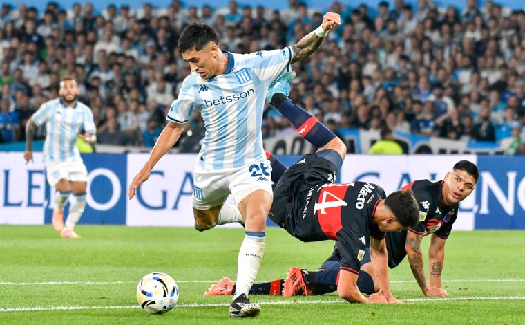 Racing superó a Tigre en el Cilindro y clasificó a semifinales.