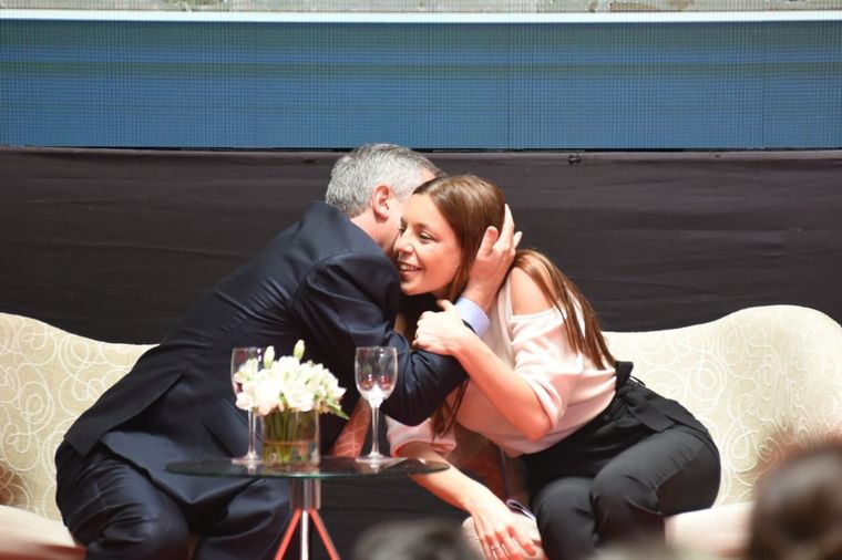 Florencia Romano y Emilio Monzó La mendocina Florencia Romano y Emilio Monzó Foto: Twitter