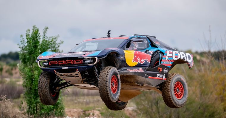 Ford y Red Bull presentan el nuevo circuito de Fórmula 1 en Madrid junto a Carlos Sainz