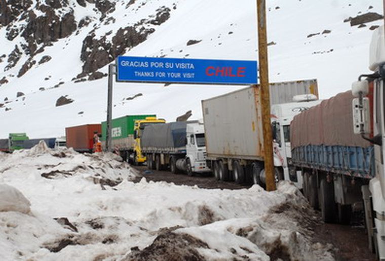 La decisión descartaría la posibilidad de unificación de controles fronterizos. Foto: Pachy Reynoso/ MDZ