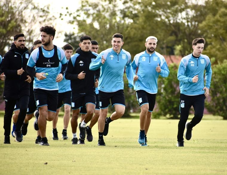El regreso a los entrenamientos del plantel de Racing. Foto: @RacingClub