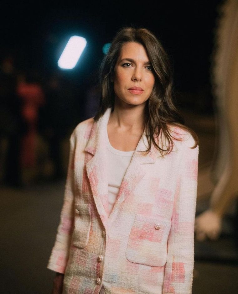 Chanel es la marca que viste a Carlota Casiraghi desde su adolescencia Foto: Instagram