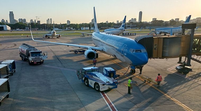 El Gobierno busca avanzar en la política de Cielos Abiertos e impulsar el arribo de nuevos jugadores al sector aerocomercial. Foto: ALF PONCE MERCADO / MDZ
