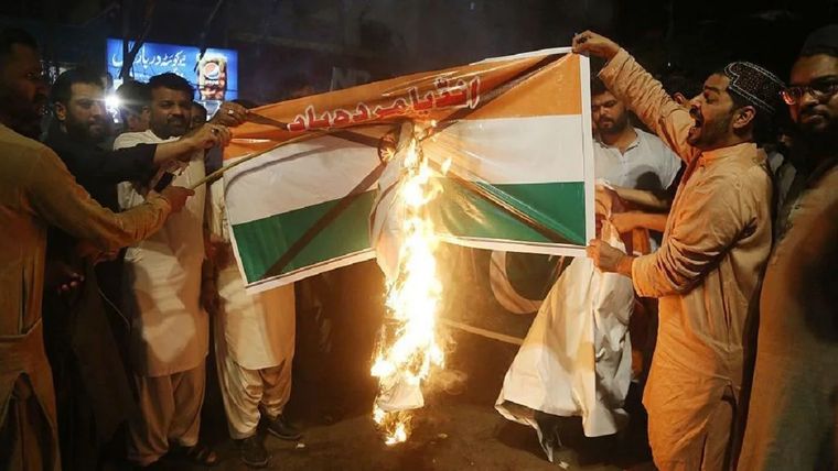 Tras el ataque de este martes, en algunos lugares de Pakistán se produjeron manifestaciones en contra de la India. Foto: BBC