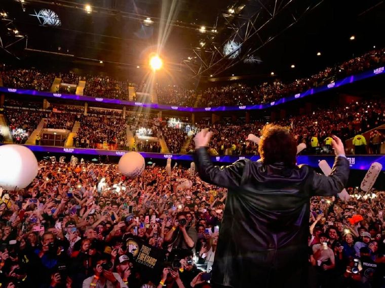 Javier Milei no fue el que más gastó, pero sí el único que reconoce tener déficit Foto: Prensa Javier Milei