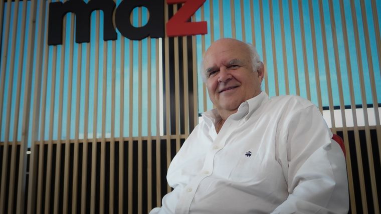 El economista Luis Palma Cané pone énfasis en la necesidad de que el gobierno tenga un plan integral para atacar los frentes monetario, fiscal y cambiario simultáneamente. Foto: Analía Melnik/MDZ