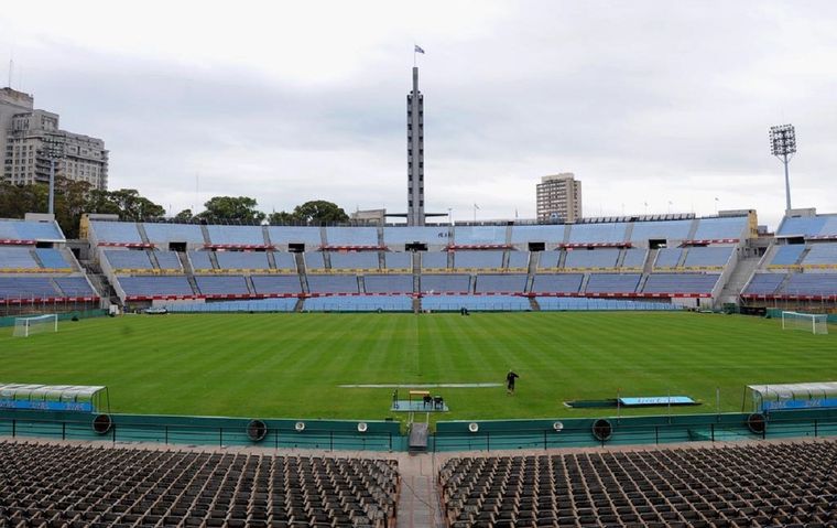 El Estadio Centenario es el estadio con más finales de Libertadores en la historia, con un total de 16 definiciones. El Estadio Centenario es el estadio con más finales de Libertadores en la historia, con un total de 16 definiciones.