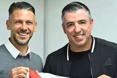 Al exdelantero Roy Makaay le gusta un jugador de Demichelis.