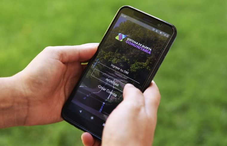 El sistema permitirá que una alerta generada por mendocinos en Chile sea atendida por autoridades locales del país vecino. El sistema permitirá que una alerta generada por mendocinos en Chile sea atendida por autoridades locales del país vecino.