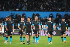 Racing se retira del estadio, con desazón. Foto: FotoBaires Racing se retira del estadio, con desazón. Foto: FotoBaires