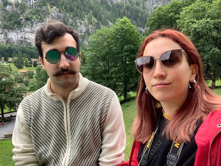 Los mendocinos Mauricio y Yamila se suman a la lista de argentinos varados en el mundo.