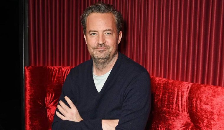Impactantes declaraciones de la ex de Matthew Perry sobre sus adicciones.
