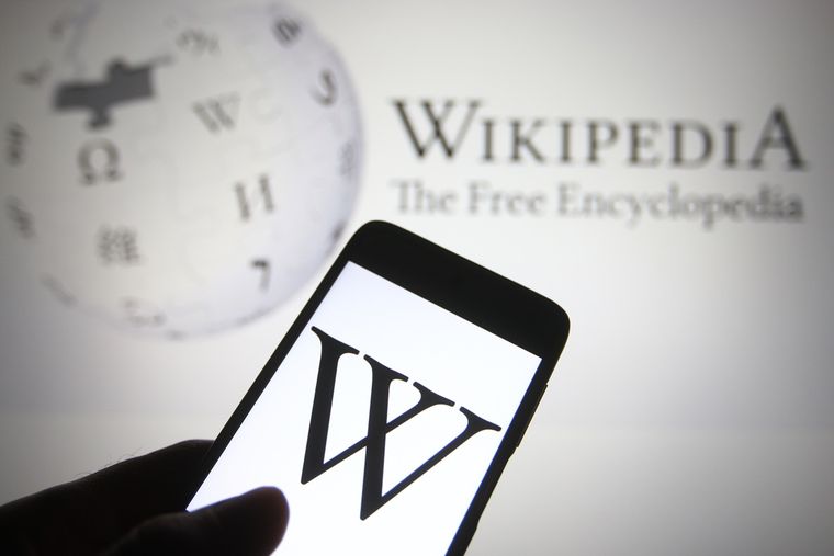 Wikipedia perdió millones de visitas en 2025 por el avance de la IA. Wikipedia perdió millones de visitas en 2025 por el avance de la IA.